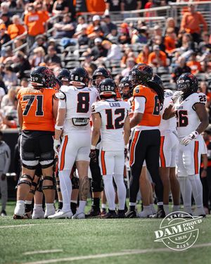 Image post by @BeaverFootball on Twitter
