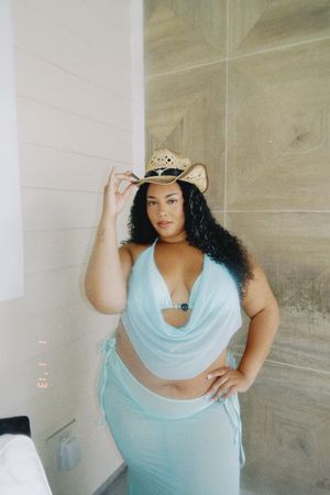 Video post by @kalanibagsby on TikTok