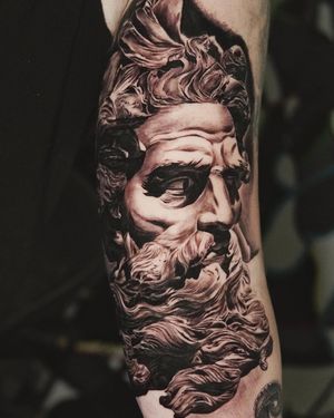 Image post by @skindesigntattoos on Instagram