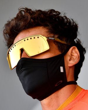 Image post by @oakley on Twitter