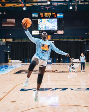 Image post by @fiuwbb on Instagram