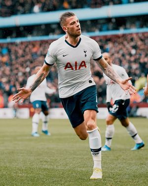 Image post by @TottenhamHotspur on Facebook