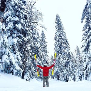 Image post by @j_skis on Instagram
