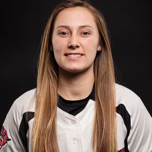 Image post by @davenportsoftball on Instagram