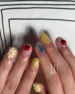 Image post by @111nail_omotesando on Instagram