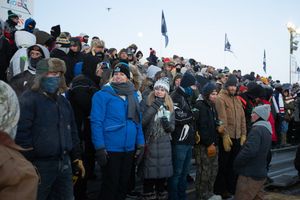 Image post by @HockeyDayMN on Twitter/X
