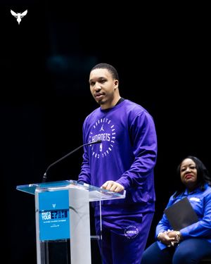 Image post by @hornets on Instagram