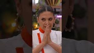 Video post by @telemundo on YouTube