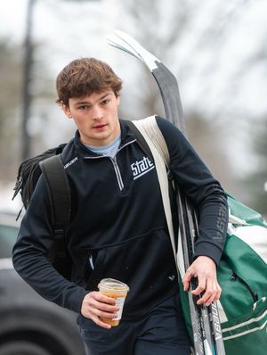 Image post by @fschockey on Instagram