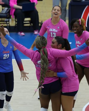 Image post by @olemissvb on Instagram