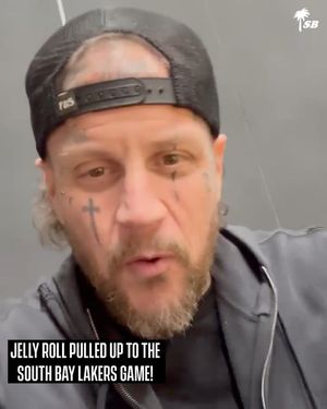 Image post by @southbaylakers on Instagram