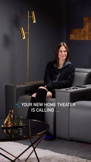 Image post by @valenciatheaterseating on Instagram