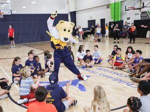 Image post by @goldcrownco on Instagram