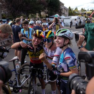 Image post by @letourfemmes on Instagram