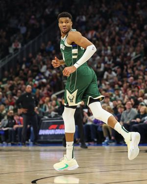 Image post by @Giannis_An34 on Twitter