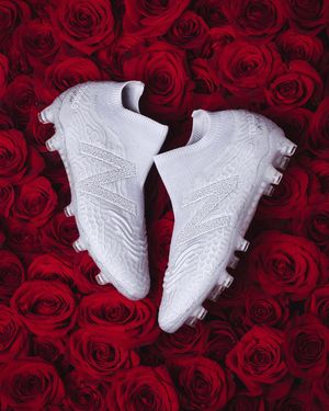 Image post by @soccerdotcom on Instagram