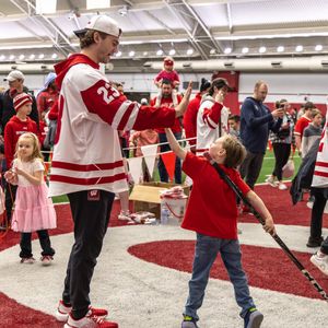 Image post by @UWBadgers on Twitter