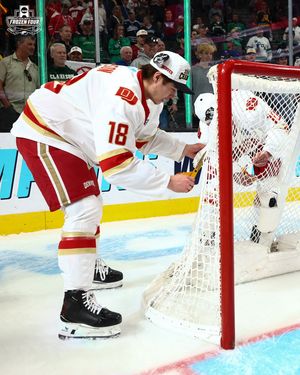 Image post by @ncaaicehockey on Instagram