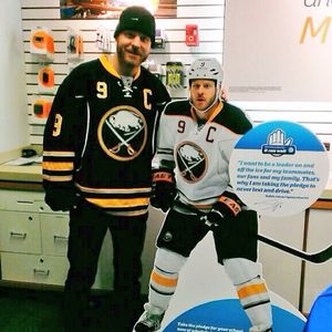 Image post by @buffalosabres on Instagram