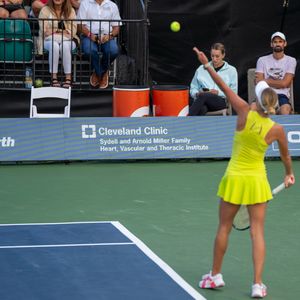 Image post by @tennisintheland on Instagram