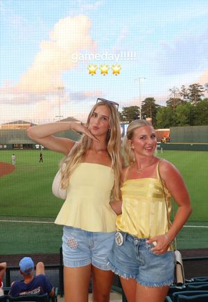 Video post by @mackenzierearden on TikTok