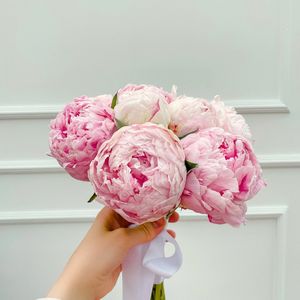 Image post by @flowergardenatl on Instagram