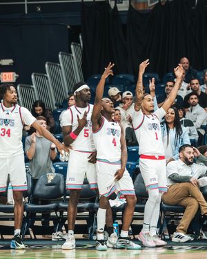 Image post by @fiuhoops on Instagram