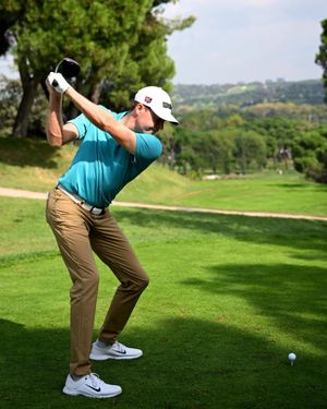 Image post by @alexknappegolf on Instagram