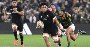 Image post by @RugbyPass on Facebook