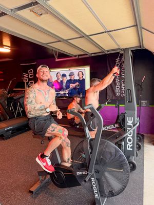 Image post by @roguefitness on Instagram