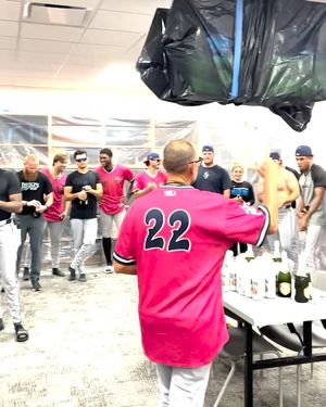 Image post by @bluewahoosbball on Instagram