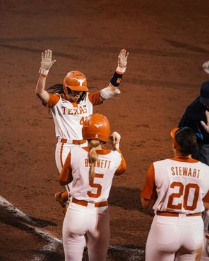 Image post by @texassoftball on Instagram