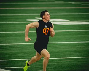 Image post by @navyfb on Instagram