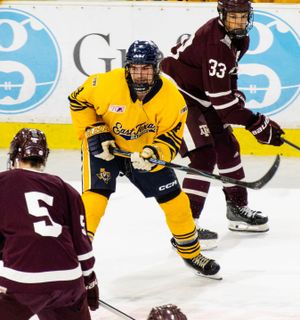 Image post by @etbu_hockey on Instagram