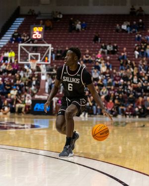 Image post by @siu_basketball on Instagram