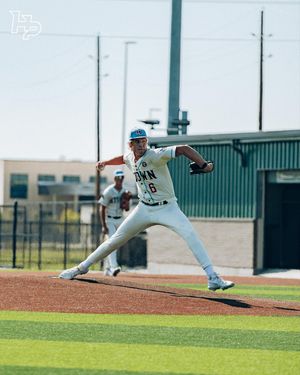 Image post by @hunterpencebaseball on Instagram