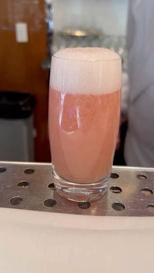 Video post by @lipsmackingfoodie on Instagram