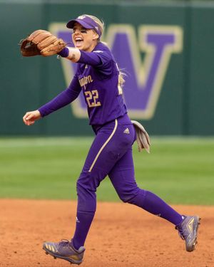Image post by @UWAthletics on Twitter