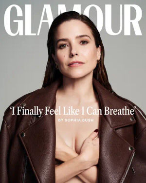 Image post by @glamourmag on TikTok