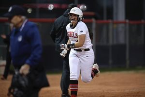 Image post by @unlvsoftball on Instagram