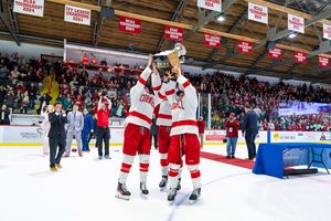 Image post by @cornellwhockey on Instagram