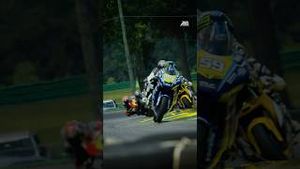 Video post by @motoamerica on YouTube