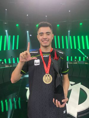 Image post by @ceoslol01 on Twitter