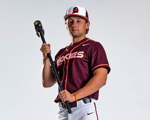Image post by @HokiesBaseball on Twitter