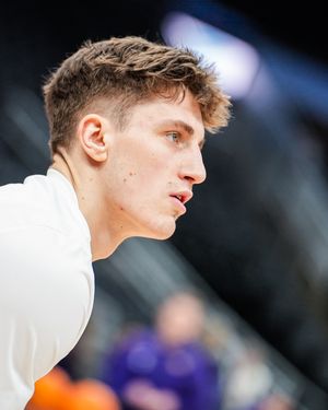 Image post by @uni_basketball on Instagram
