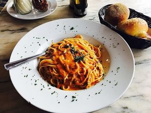 Image post by @cafedip on Instagram