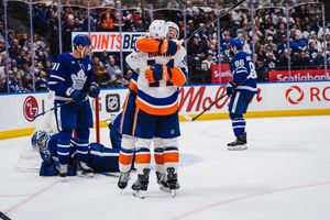 Image post by @nyislanders on Instagram