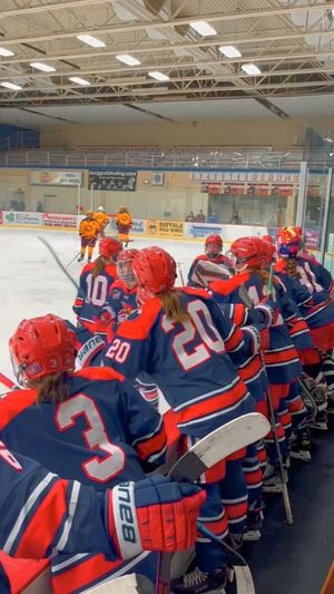 Video post by @smumnwhockey on Facebook