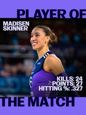 Image post by @lovbatx on Twitter