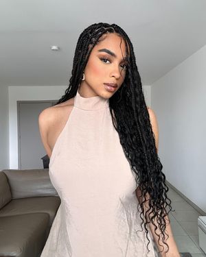 Image post by @heatfreehair on Instagram